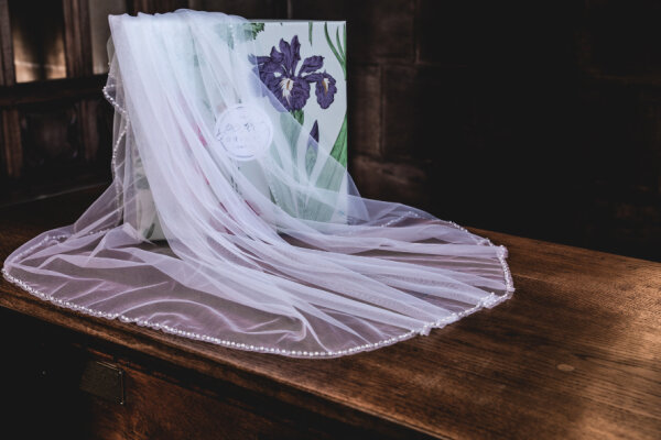 PBV9024-90 Einlagiger Schleier mit Perlglitzerborte 90cm