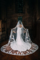 PBV9042-300 Einlagiger Schleier mit Stickereien 300cm