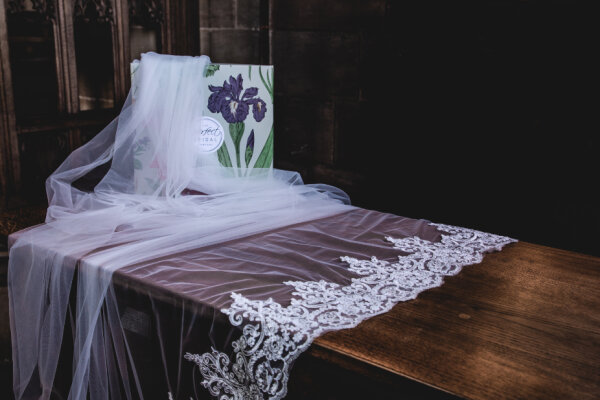 PBV9043-300 Einlagiger Schleier mit Stickereien 300cm